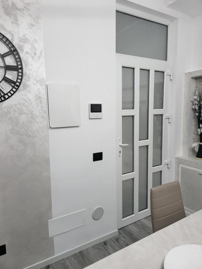 Residenza Giulia Apartment Brescia Exterior photo